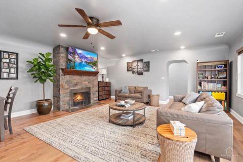 Tiny photo for 3850 W 93rd Street, Evergreen Park, IL 60805 (MLS # 12629150)