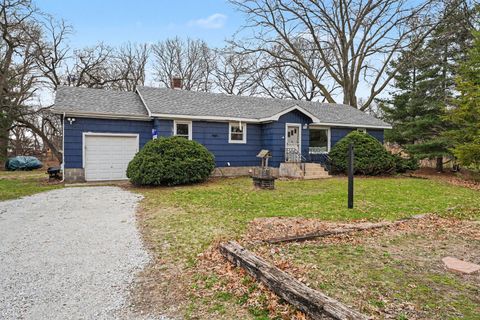 Tiny photo for 1999 Indiana Avenue, Lansing, IL 60438 (MLS # 12603518)