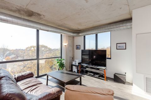 Tiny photo for 1714 W Roscoe Street #409, Chicago, IL 60657 (MLS # 12524716)