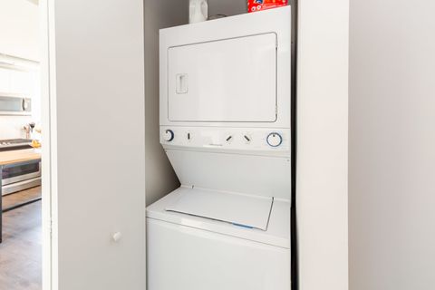 Tiny photo for 1714 W Roscoe Street #409, Chicago, IL 60657 (MLS # 12524716)