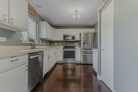 Tiny photo for 315 Clarendon Lane, Bolingbrook, IL 60440 (MLS # 12457995)