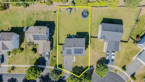 Tiny photo for 315 Clarendon Lane, Bolingbrook, IL 60440 (MLS # 12457995)