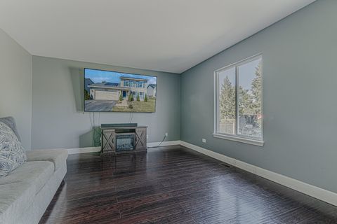 Tiny photo for 315 Clarendon Lane, Bolingbrook, IL 60440 (MLS # 12457995)