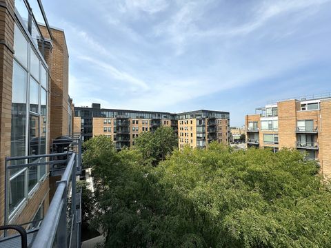 Tiny photo for 1720 Oak Avenue #706, Evanston, IL 60201 (MLS # 12479769)