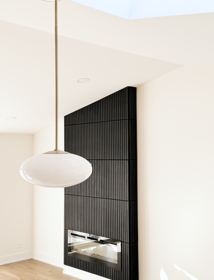 703 N Gibbons Avenue