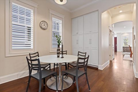 Tiny photo for 3638 N WAYNE Avenue, Chicago, IL 60613 (MLS # 12608812)