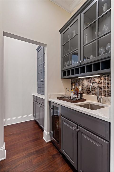 Tiny photo for 3638 N WAYNE Avenue, Chicago, IL 60613 (MLS # 12608812)