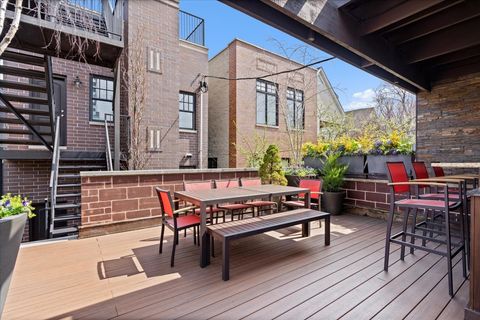 Tiny photo for 3638 N WAYNE Avenue, Chicago, IL 60613 (MLS # 12608812)