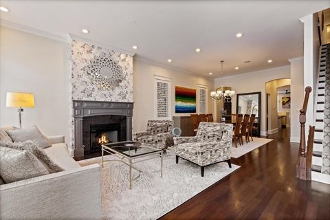 Tiny photo for 3638 N WAYNE Avenue, Chicago, IL 60613 (MLS # 12608812)