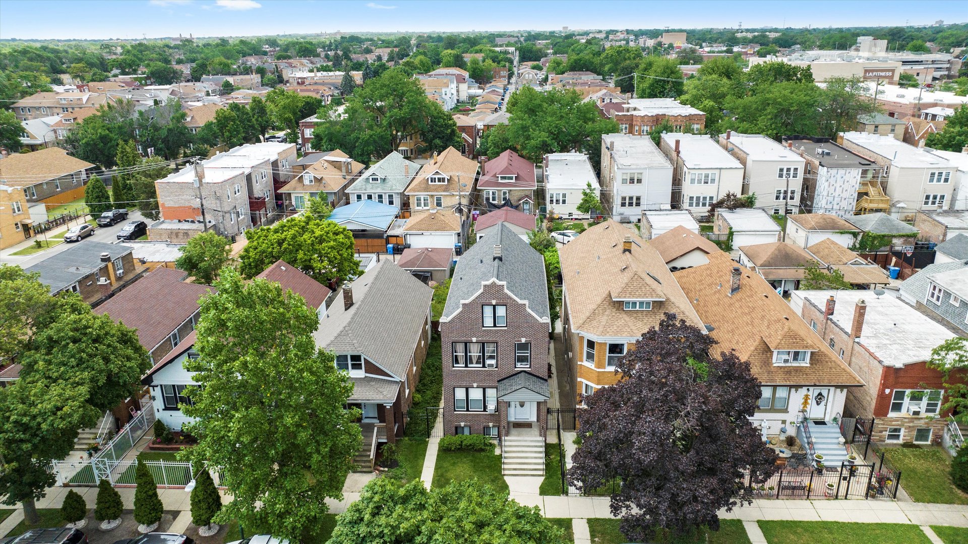 3115 W 54th Place
