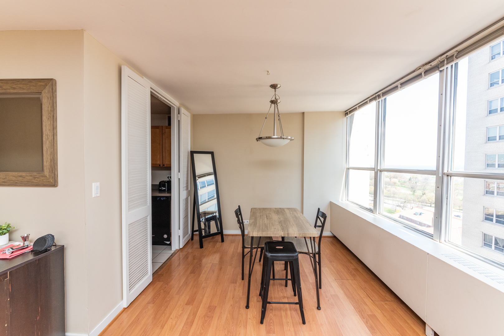 655 W Irving Park Road 1501