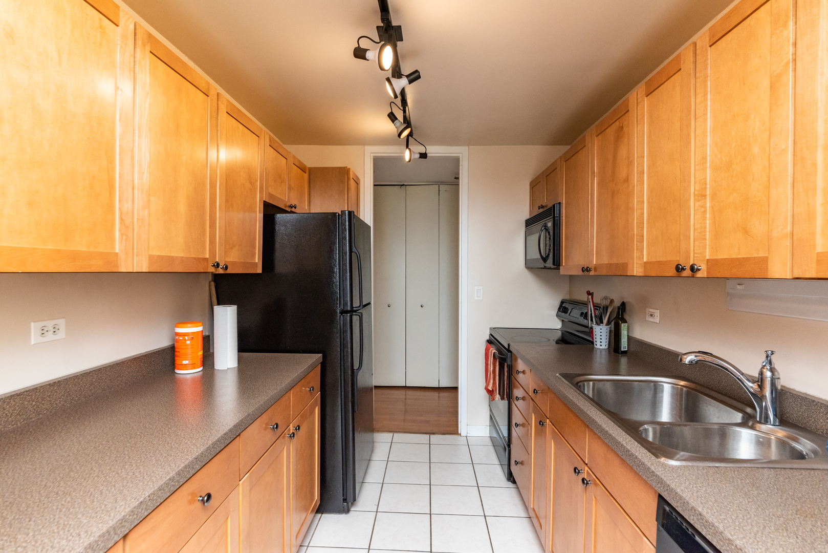 655 W Irving Park Road 1501