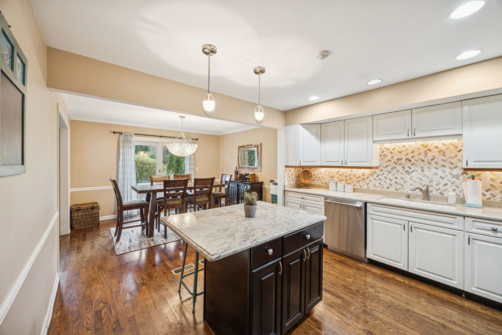 11152 Indian Woods Drive