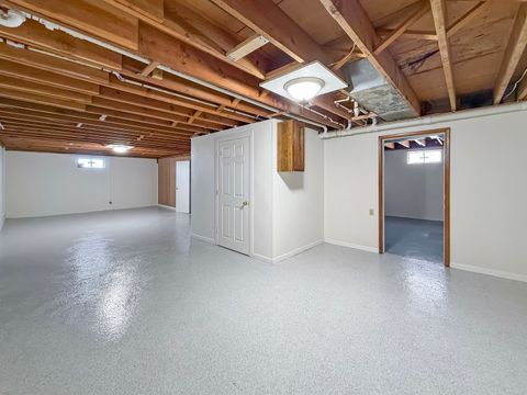 Tiny photo for 1165 N Henderson Road, Freeport, IL 61032 (MLS # 12549974)