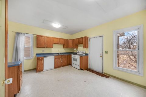 Tiny photo for 780 S Elm Avenue, Kankakee, IL 60901 (MLS # 12192894)