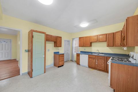 Tiny photo for 780 S Elm Avenue, Kankakee, IL 60901 (MLS # 12192894)