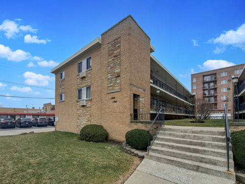 Photo of 1509 Brown Street #11E, Des Plaines, IL 60016 (MLS # 12586410)