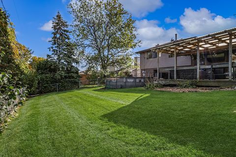 Tiny photo for 417 Glenys Drive, Lemont, IL 60439 (MLS # 12507466)