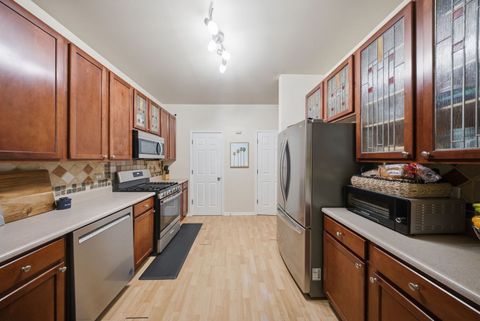 Tiny photo for 394 Jamestown Court, Aurora, IL 60504 (MLS # 12629064)