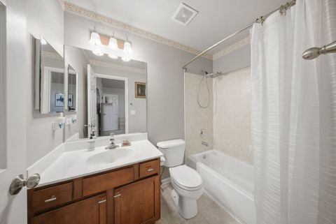 Tiny photo for 394 Jamestown Court, Aurora, IL 60504 (MLS # 12629064)