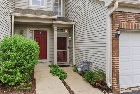 Tiny photo for 394 Jamestown Court, Aurora, IL 60504 (MLS # 12629064)