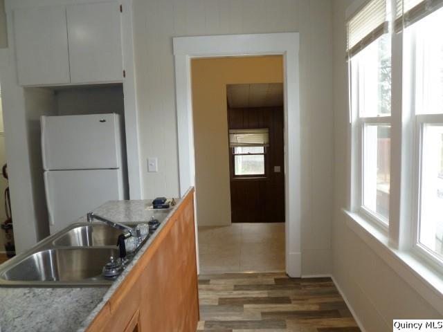 831 E Atchison Street