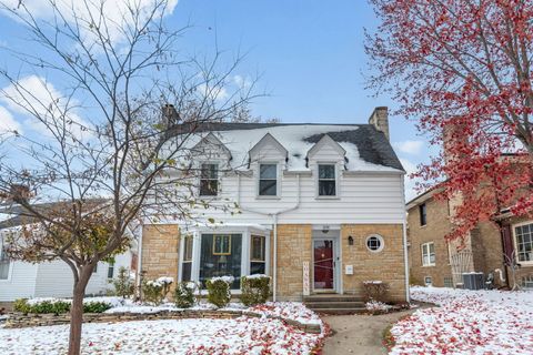 Tiny photo for 1131 S Elm Avenue, Kankakee, IL 60901 (MLS # 12514090)