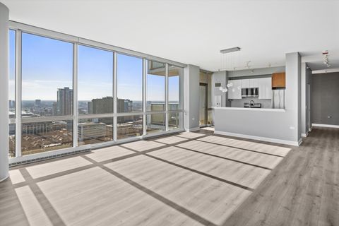 Tiny photo for 1629 S Prairie Avenue #2605, Chicago, IL 60616 (MLS # 12568401)