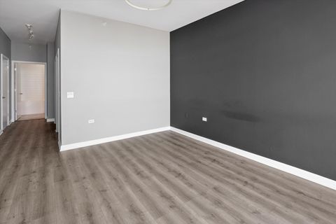 Tiny photo for 1629 S Prairie Avenue #2605, Chicago, IL 60616 (MLS # 12568401)