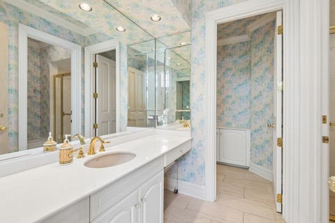 Tiny photo for 855 Jennifer Court, Lake Forest, IL 60045 (MLS # 12672819)