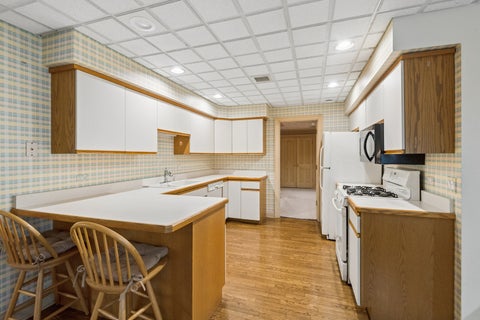 Tiny photo for 855 Jennifer Court, Lake Forest, IL 60045 (MLS # 12672819)