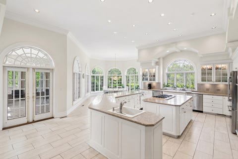 Tiny photo for 855 Jennifer Court, Lake Forest, IL 60045 (MLS # 12672819)