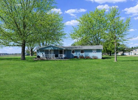 Tiny photo for 1707 Teresa Street, Rock Falls, IL 61071 (MLS # 12611532)