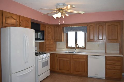 Tiny photo for 1707 Teresa Street, Rock Falls, IL 61071 (MLS # 12611532)