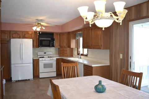 Tiny photo for 1707 Teresa Street, Rock Falls, IL 61071 (MLS # 12611532)