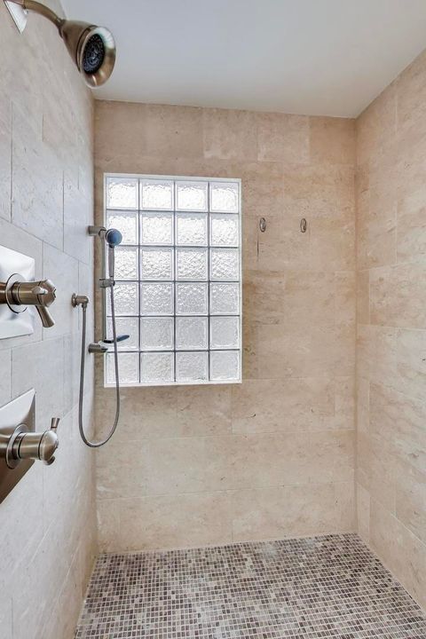 Tiny photo for 881 Harvard Court, Highland Park, IL 60035 (MLS # 12580141)