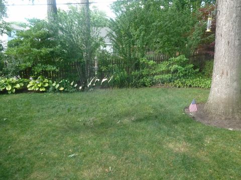 Tiny photo for 881 Harvard Court, Highland Park, IL 60035 (MLS # 12580141)