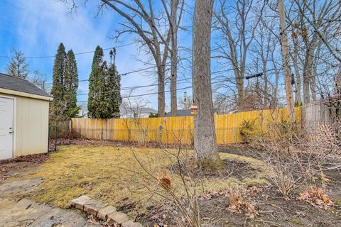 Tiny photo for 881 Harvard Court, Highland Park, IL 60035 (MLS # 12580141)