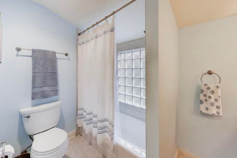 Tiny photo for 881 Harvard Court, Highland Park, IL 60035 (MLS # 12580141)