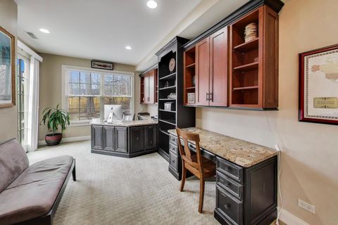 Tiny photo for 881 Harvard Court, Highland Park, IL 60035 (MLS # 12580141)