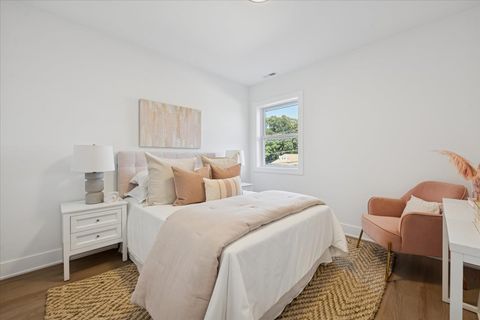 Tiny photo for 3621 N Richmond Street, Chicago, IL 60618 (MLS # 12487176)