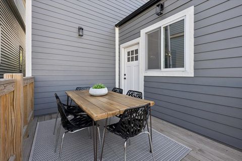 Tiny photo for 3621 N Richmond Street, Chicago, IL 60618 (MLS # 12487176)
