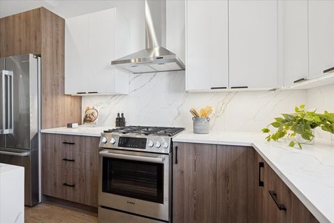 Tiny photo for 3621 N Richmond Street, Chicago, IL 60618 (MLS # 12487176)
