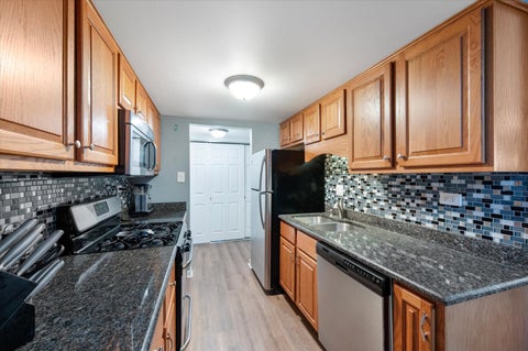 Tiny photo for 505 Redondo Drive #504, Downers Grove, IL 60516 (MLS # 12737320)