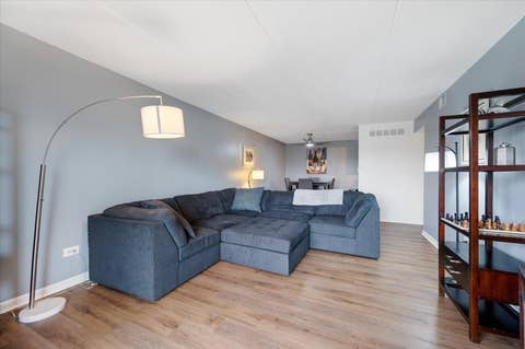 Tiny photo for 505 Redondo Drive #504, Downers Grove, IL 60516 (MLS # 12737320)