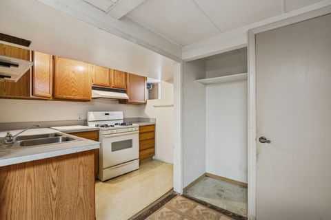 Tiny photo for 3821 Cheyenne Road, Gurnee, IL 60031 (MLS # 12569880)