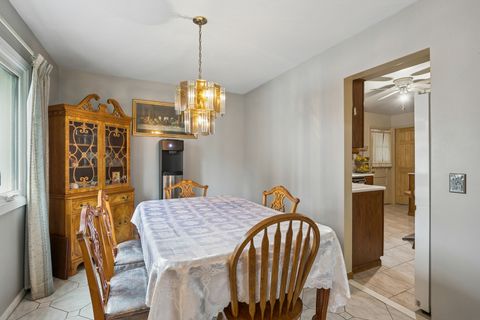 Tiny photo for 3821 Cheyenne Road, Gurnee, IL 60031 (MLS # 12569880)