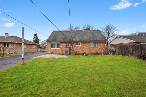 Tiny photo for Bridgeview, IL 60455 (MLS # 12576289)