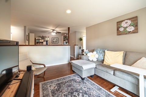 Tiny photo for 311 N CARTER Street #102, Palatine, IL 60067 (MLS # 12641585)