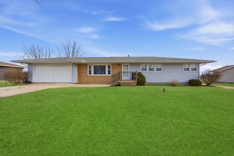 Photo of 5545 S State Route 1, St. Anne, IL 60964 (MLS # 12573079)